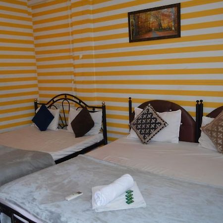Esther Guest House Calangute Exterior photo