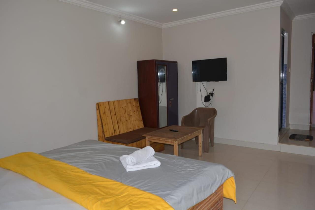 Esther Guest House Calangute Room photo